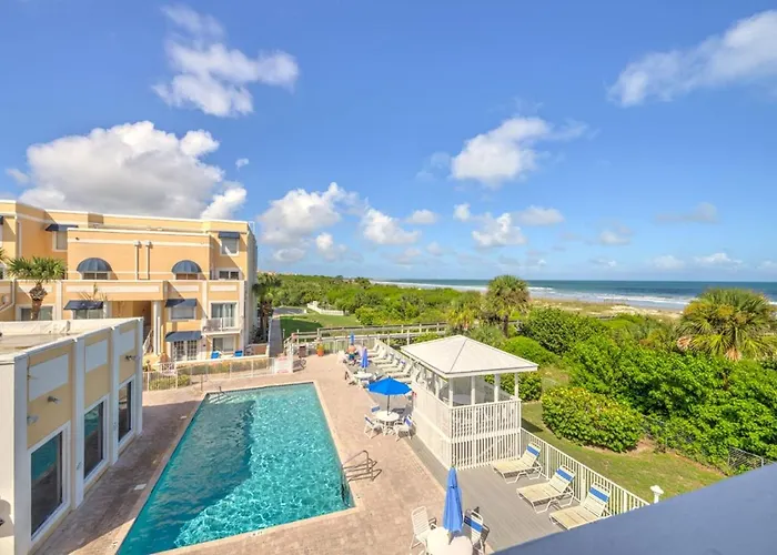 Oceanfront Royal Mansions! Paradise Awaits!